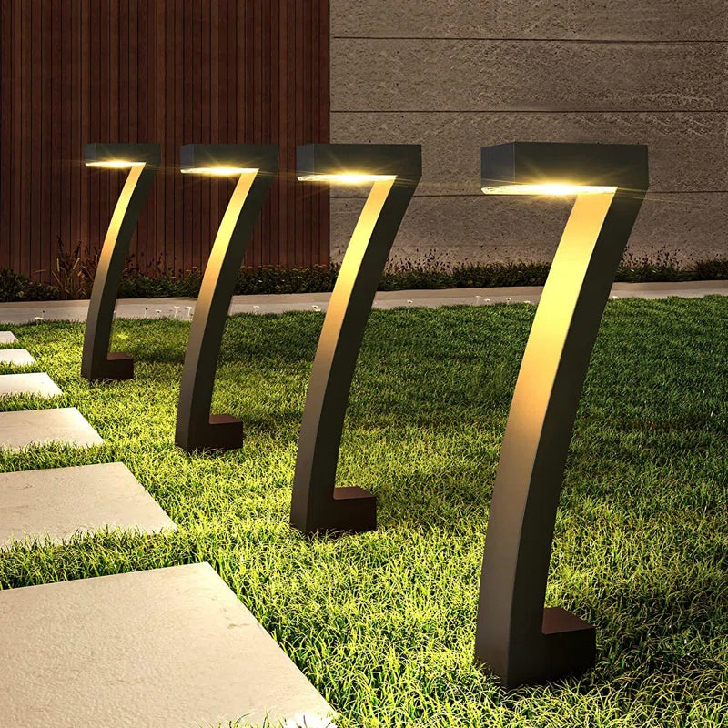 Low Voltage Solar Powered Integrated LED Pathway Light